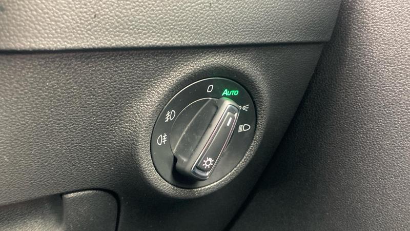 Used Skoda Karoq 2021 for sale - 76415849: Photo 27