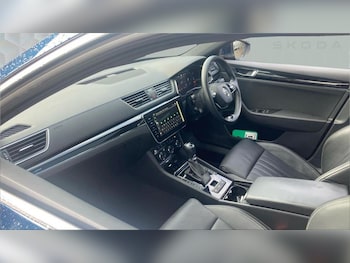 Used Skoda Superb 2023 for sale - 77282644: Photo