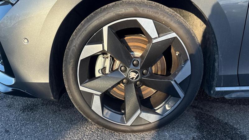 Used Skoda Superb 2025 for sale - 75959992: Photo 11