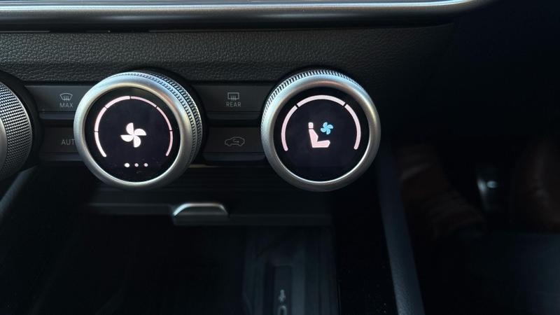 Used Skoda Superb 2025 for sale - 75959992: Photo 32