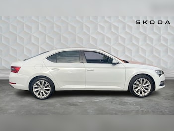 Used Skoda Superb 2023 for sale - 76038033: Photo