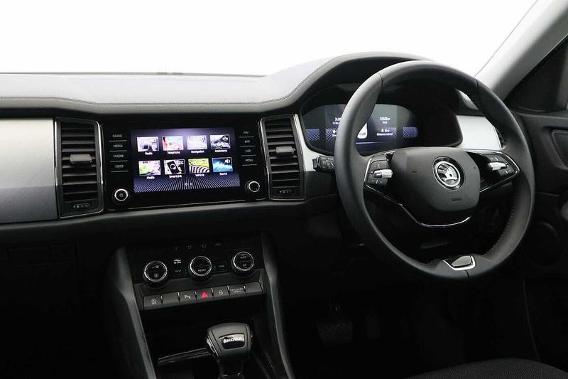 Used Skoda Kodiaq 2024 for sale - 76895599: Photo 2