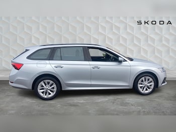 Used Skoda Octavia 2024 for sale - 77602478: Photo