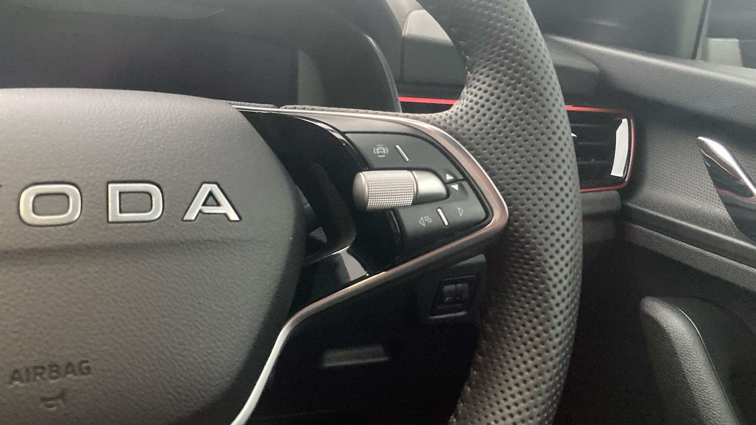 Used Skoda Kamiq 2026 for sale - 77691020: Photo 17