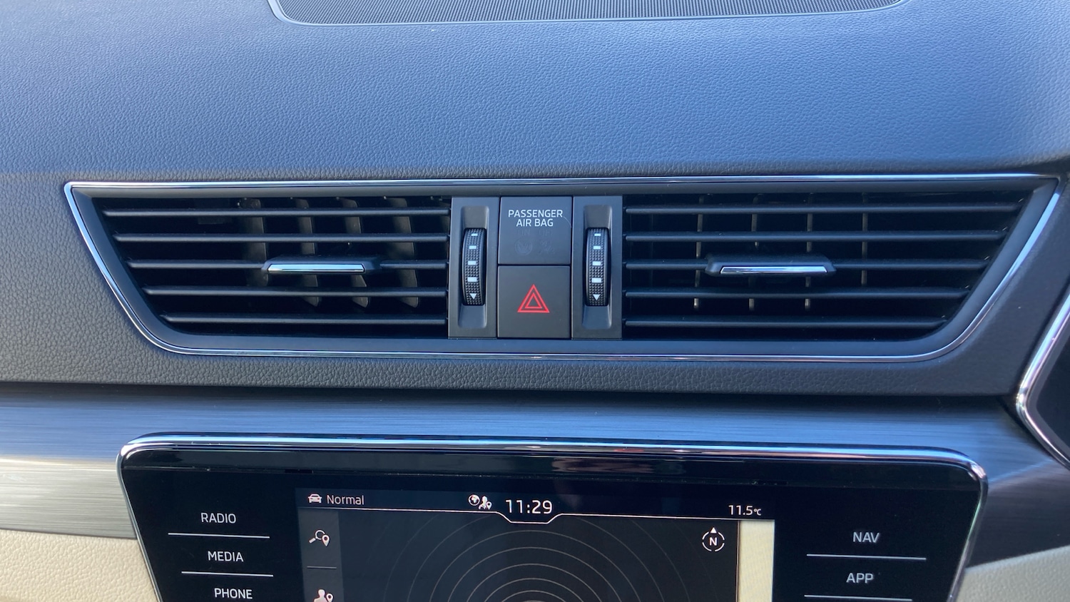 Used Skoda Superb 2023 for sale - 77653222: Photo 24