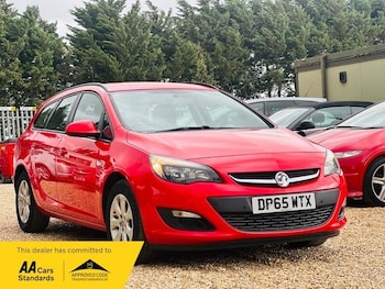 Used Vauxhall Astra 2015 for sale - 78922226: Photo