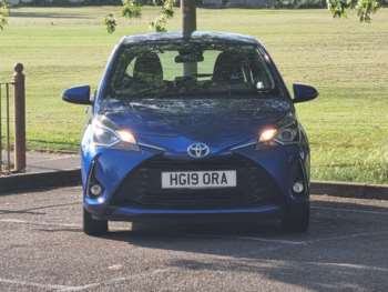 Used Toyota Yaris 2019 for sale - 74838532: Photo