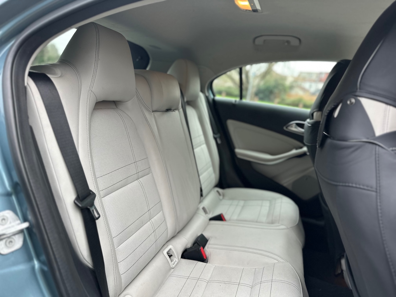 Used Mercedes-Benz A-Class 2013 for sale - 77595619: Photo 11