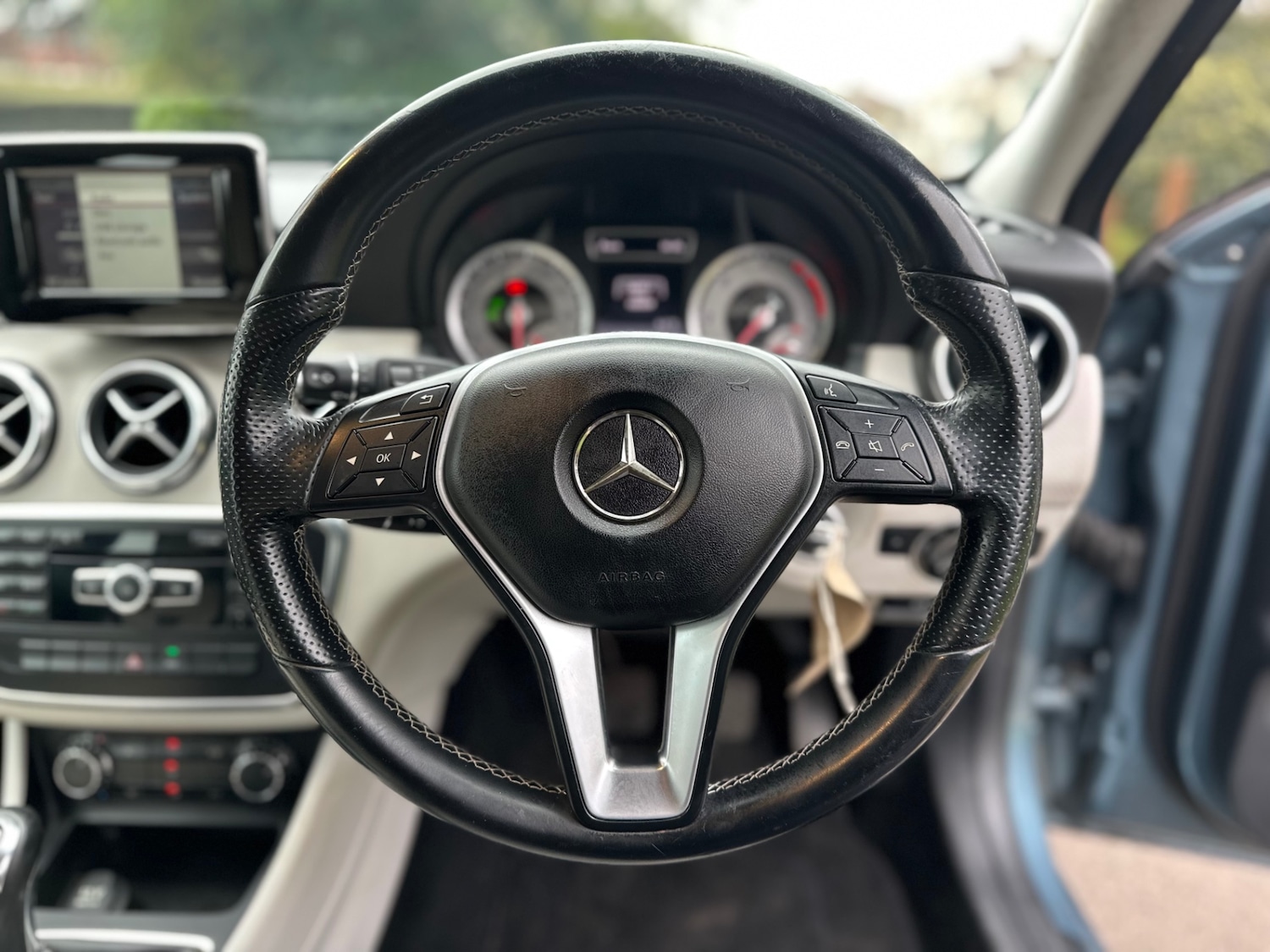 Used Mercedes-Benz A-Class 2013 for sale - 77595619: Photo 14