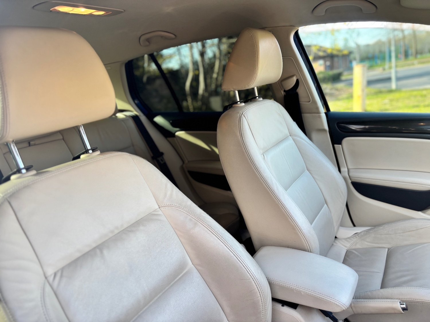 Used Volkswagen Golf 2010 for sale - 78112391: Photo 8