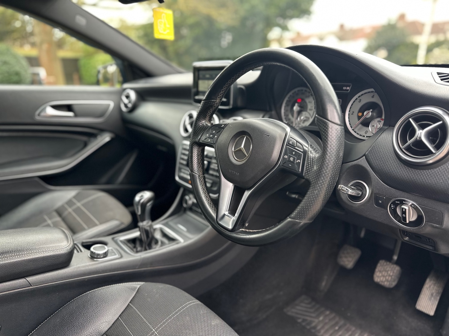 Used Mercedes-Benz A-Class 2014 for sale - 78042368: Photo 10