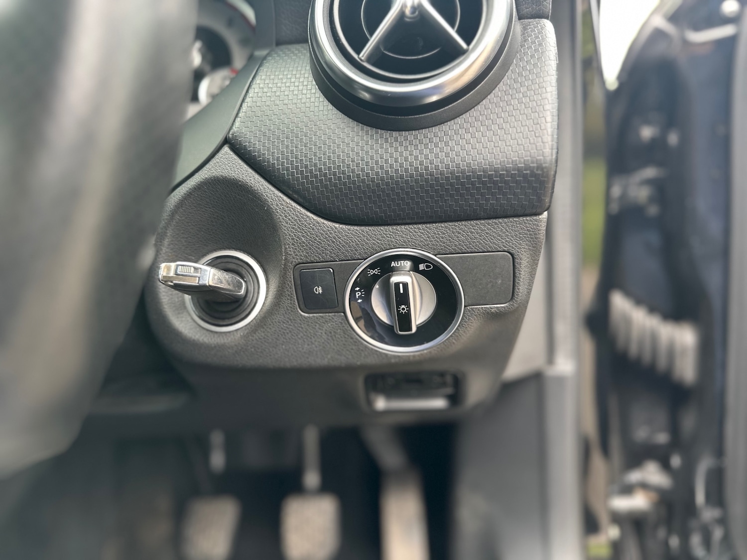 Used Mercedes-Benz A-Class 2014 for sale - 78042368: Photo 15