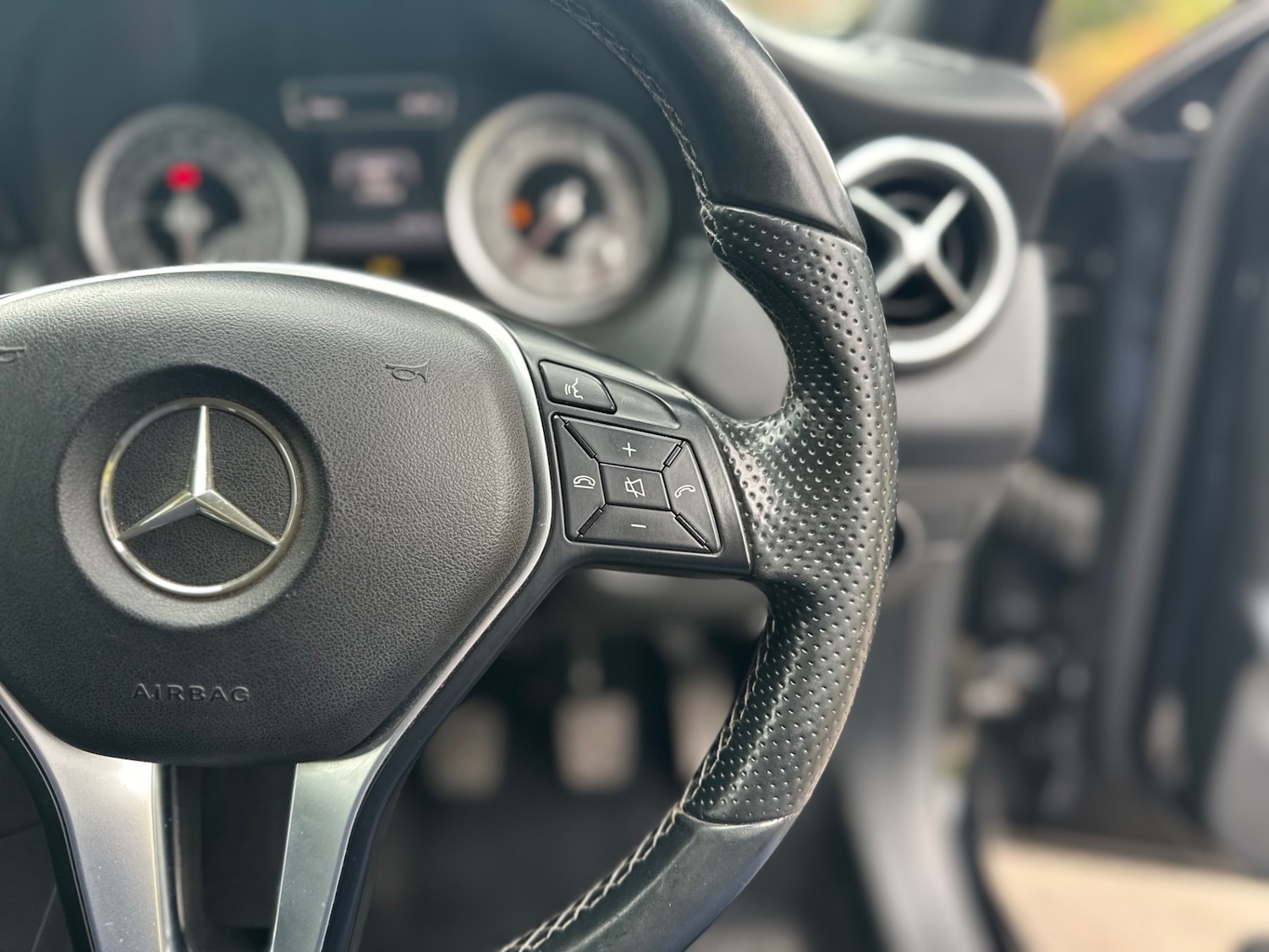 Used Mercedes-Benz A-Class 2014 for sale - 78042368: Photo 17