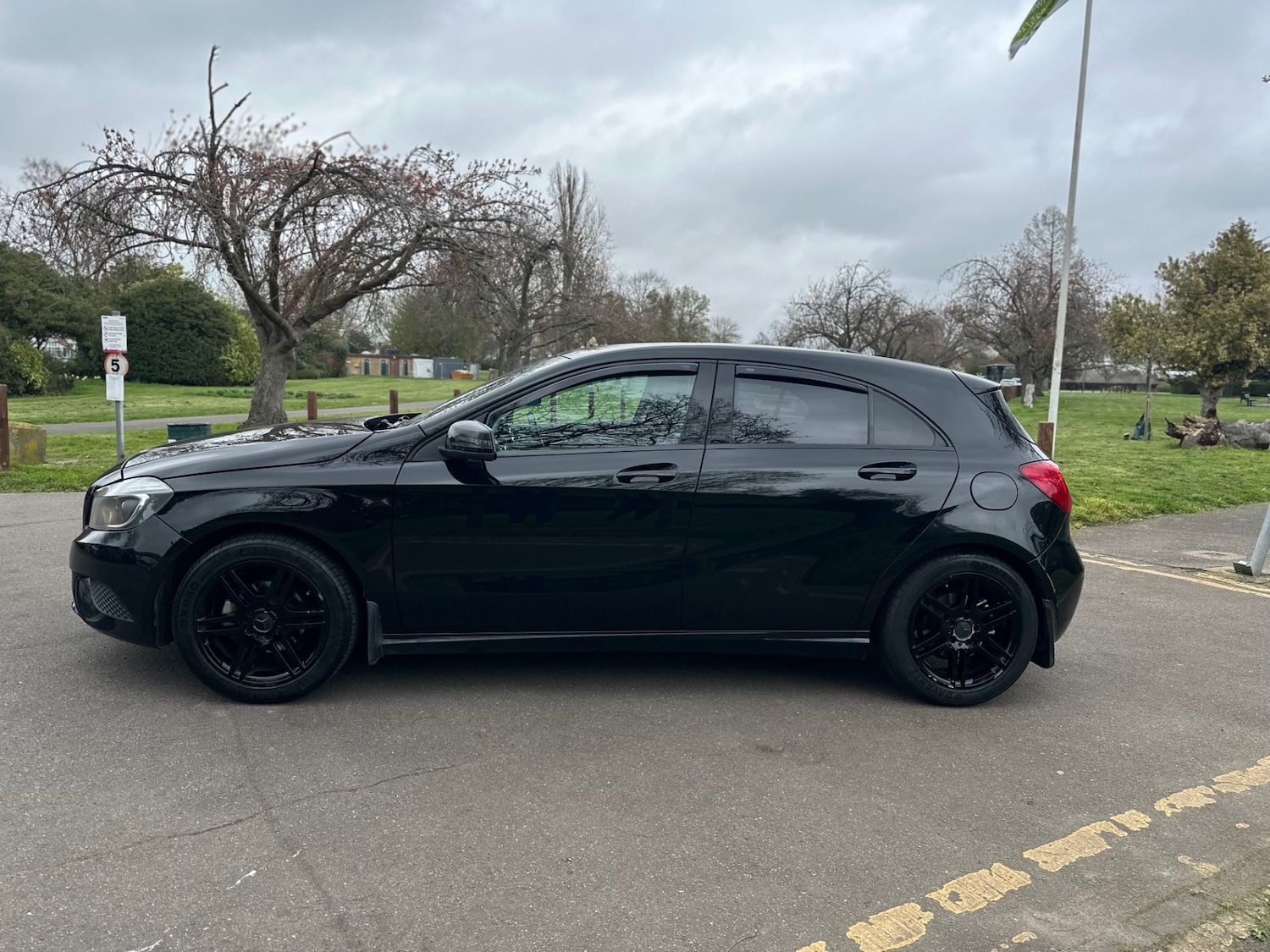 Used Mercedes-Benz A-Class 2014 for sale - 78042368: Photo 6