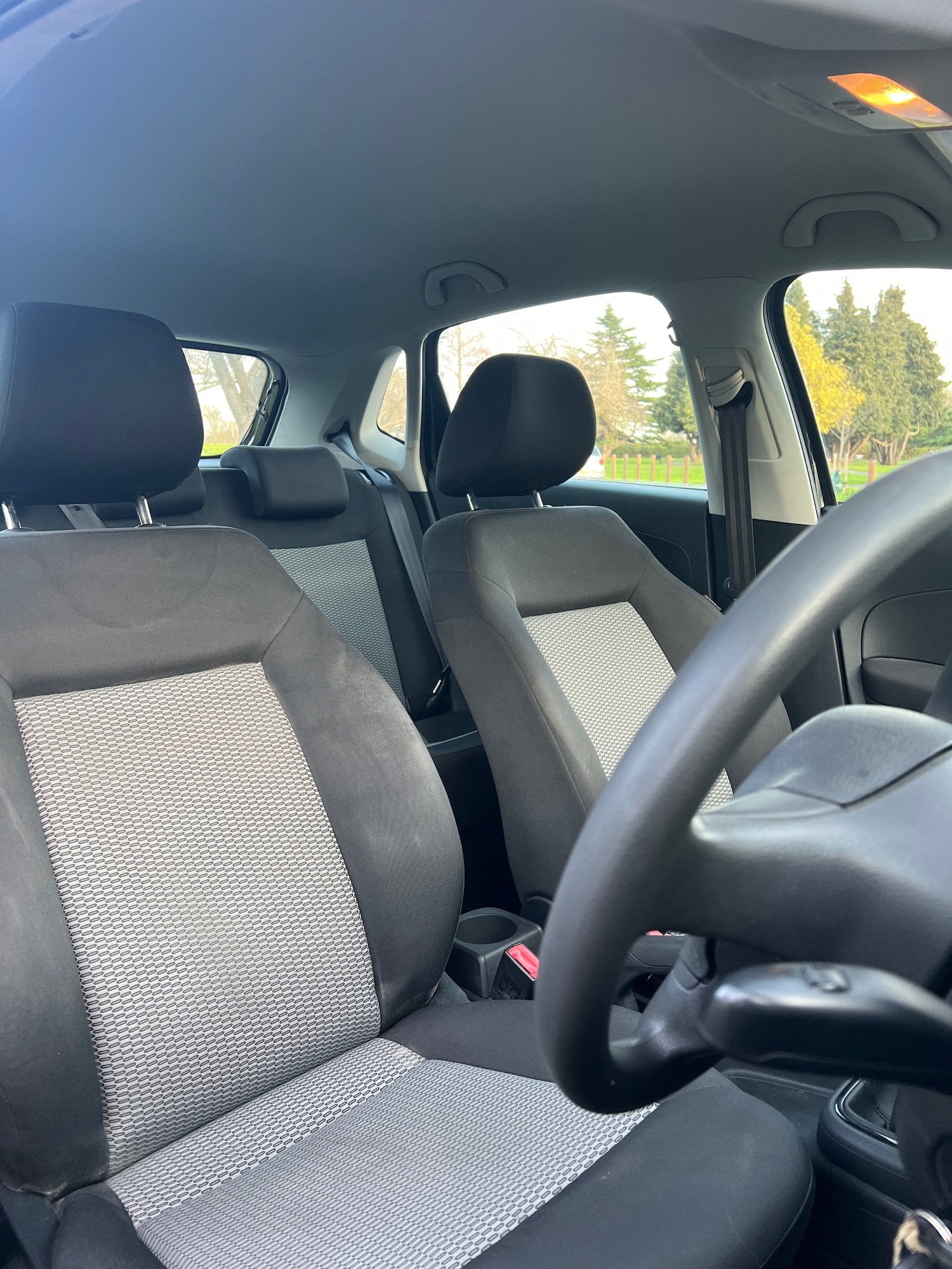 Used Volkswagen Polo 2010 for sale - 77275126: Photo 11