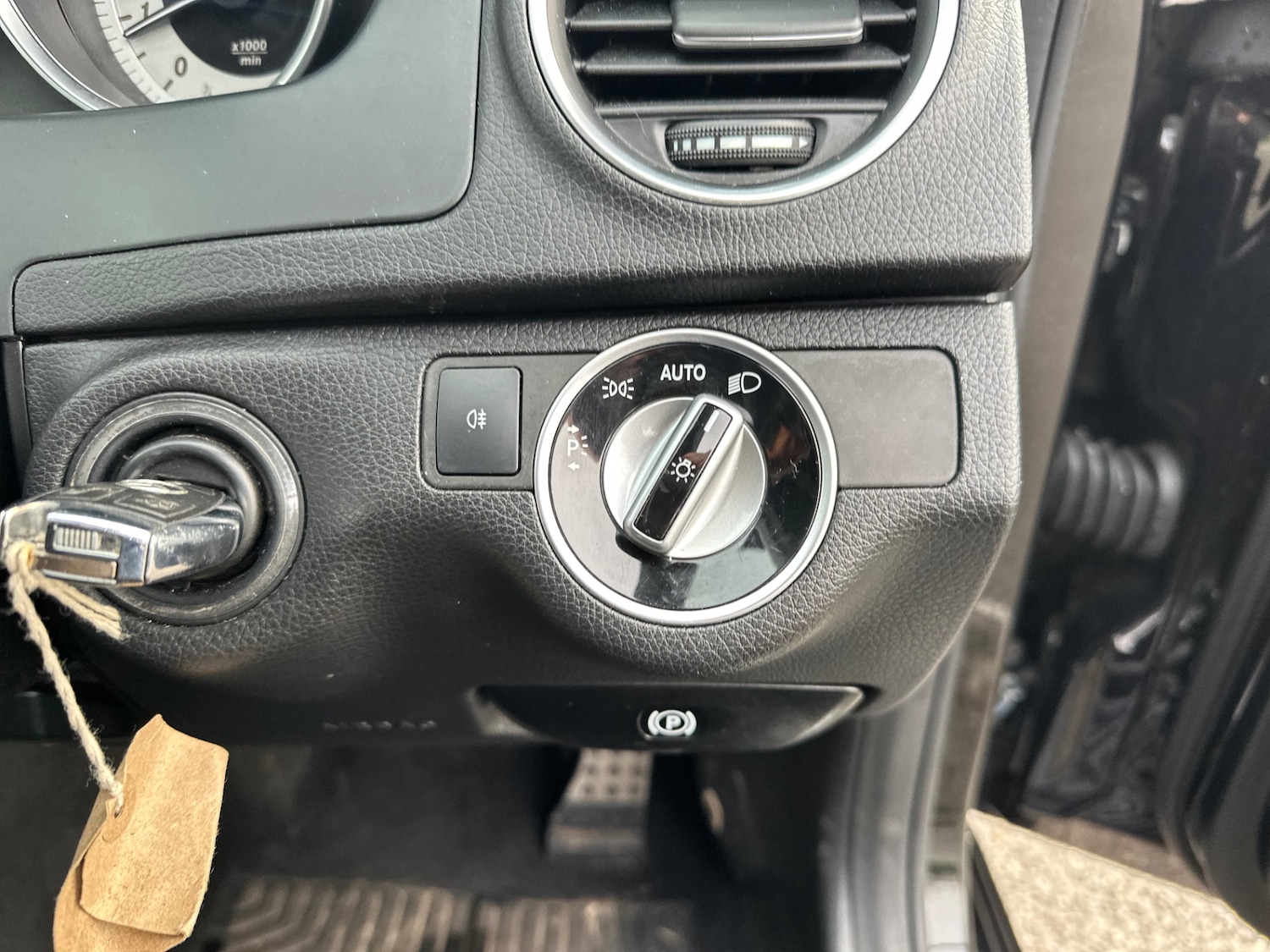 Used Mercedes-Benz C Class 2013 for sale - 77590012: Photo 14