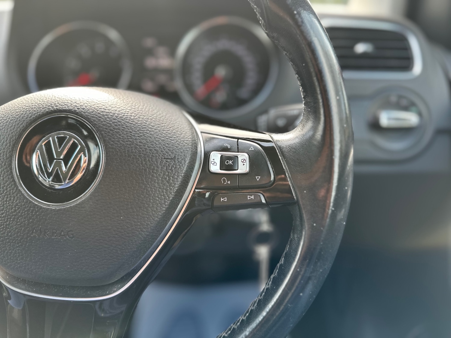 Used Volkswagen Polo 2015 for sale - 78092955: Photo 19