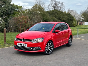 Used Volkswagen Polo 2015 for sale - 78092955: Photo