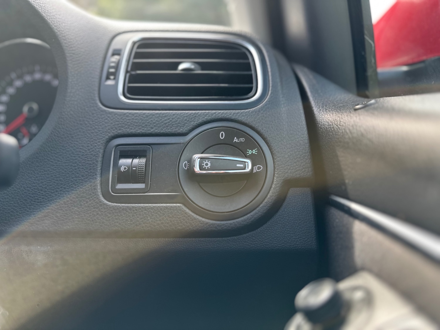 Used Volkswagen Polo 2015 for sale - 78092955: Photo 20