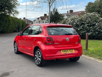 Used Volkswagen Polo 2015 for sale - 78092955: Photo