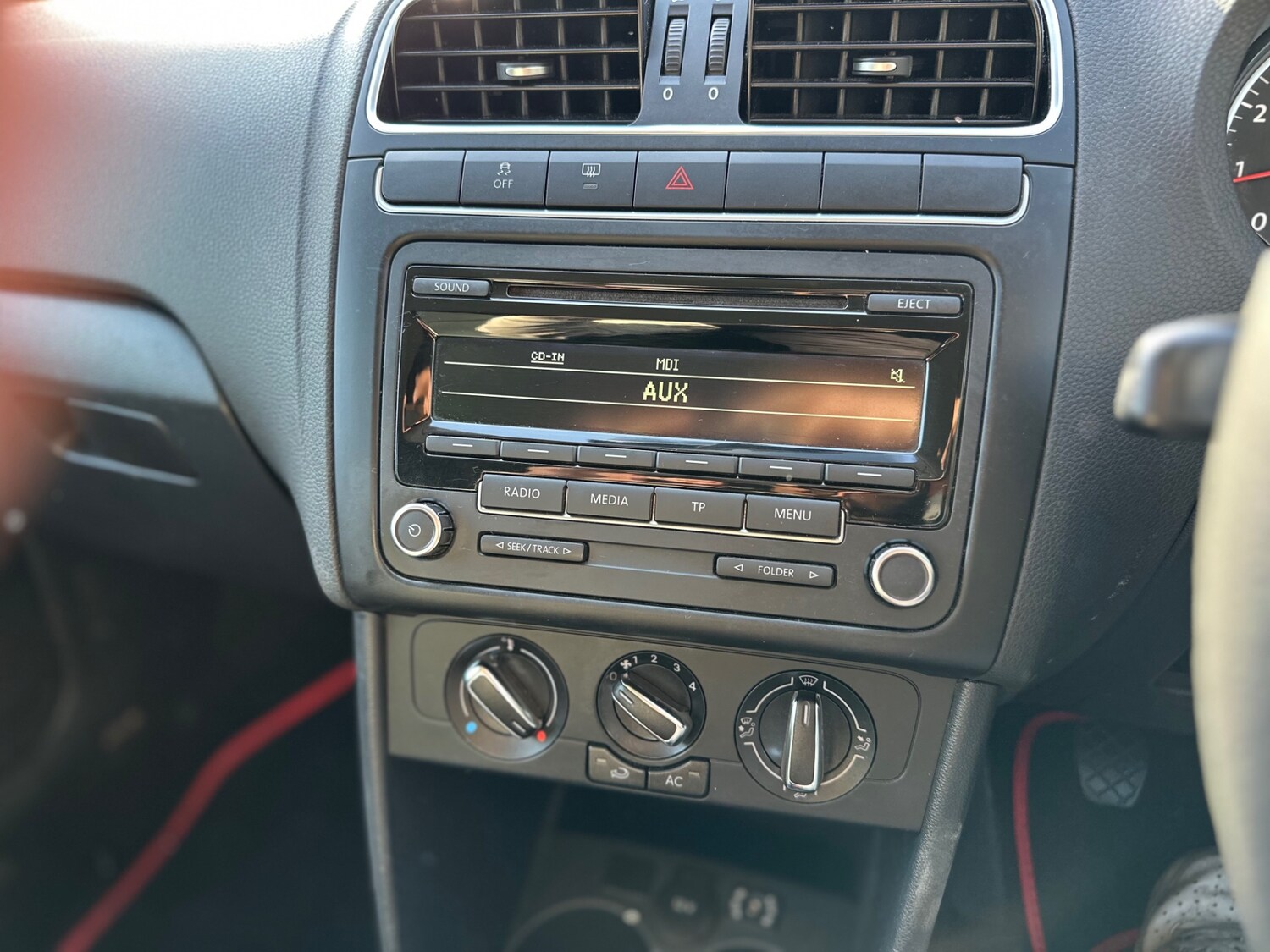 Used Volkswagen Polo 2011 for sale - 77682058: Photo 13