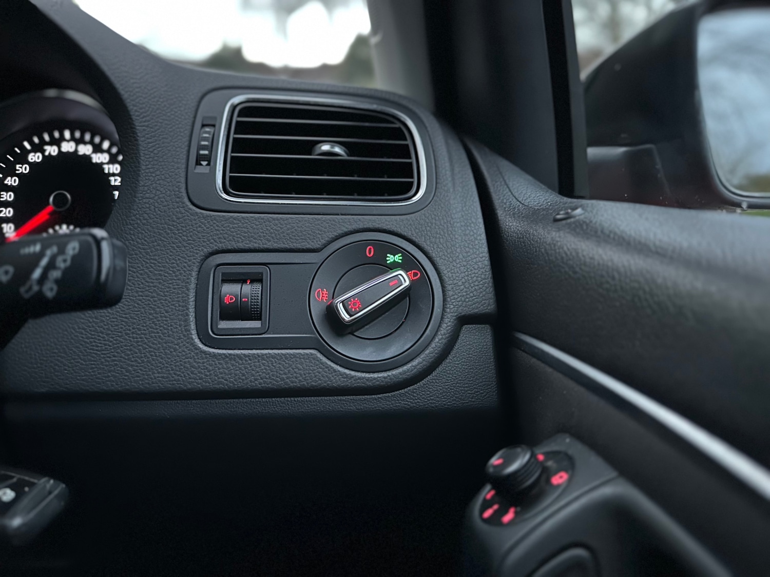 Used Volkswagen Polo 2014 for sale - 77906309: Photo 17