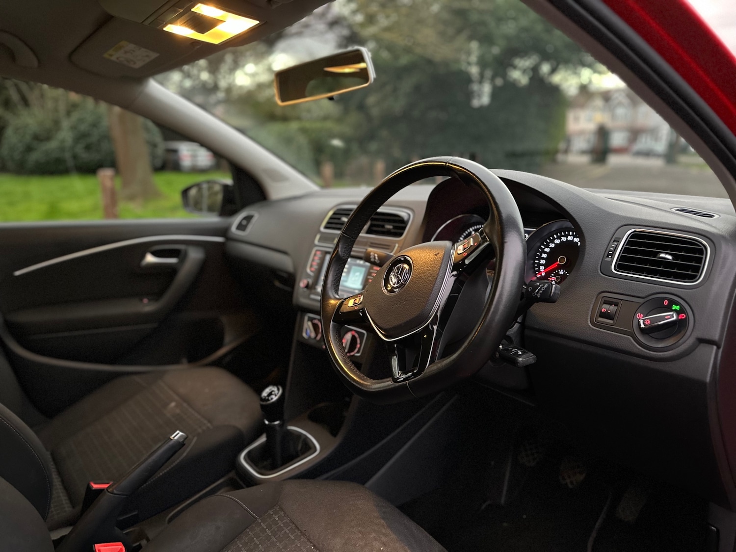 Used Volkswagen Polo 2014 for sale - 77906309: Photo 9