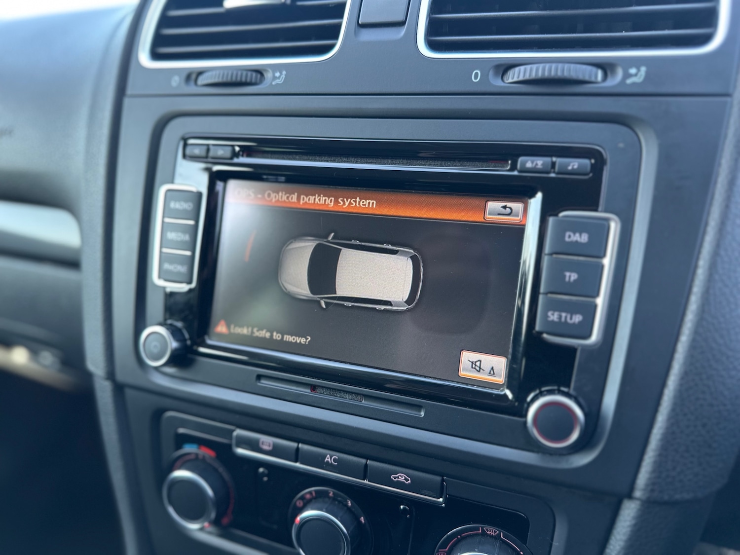 Used Volkswagen Golf 2011 for sale - 77791210: Photo 14