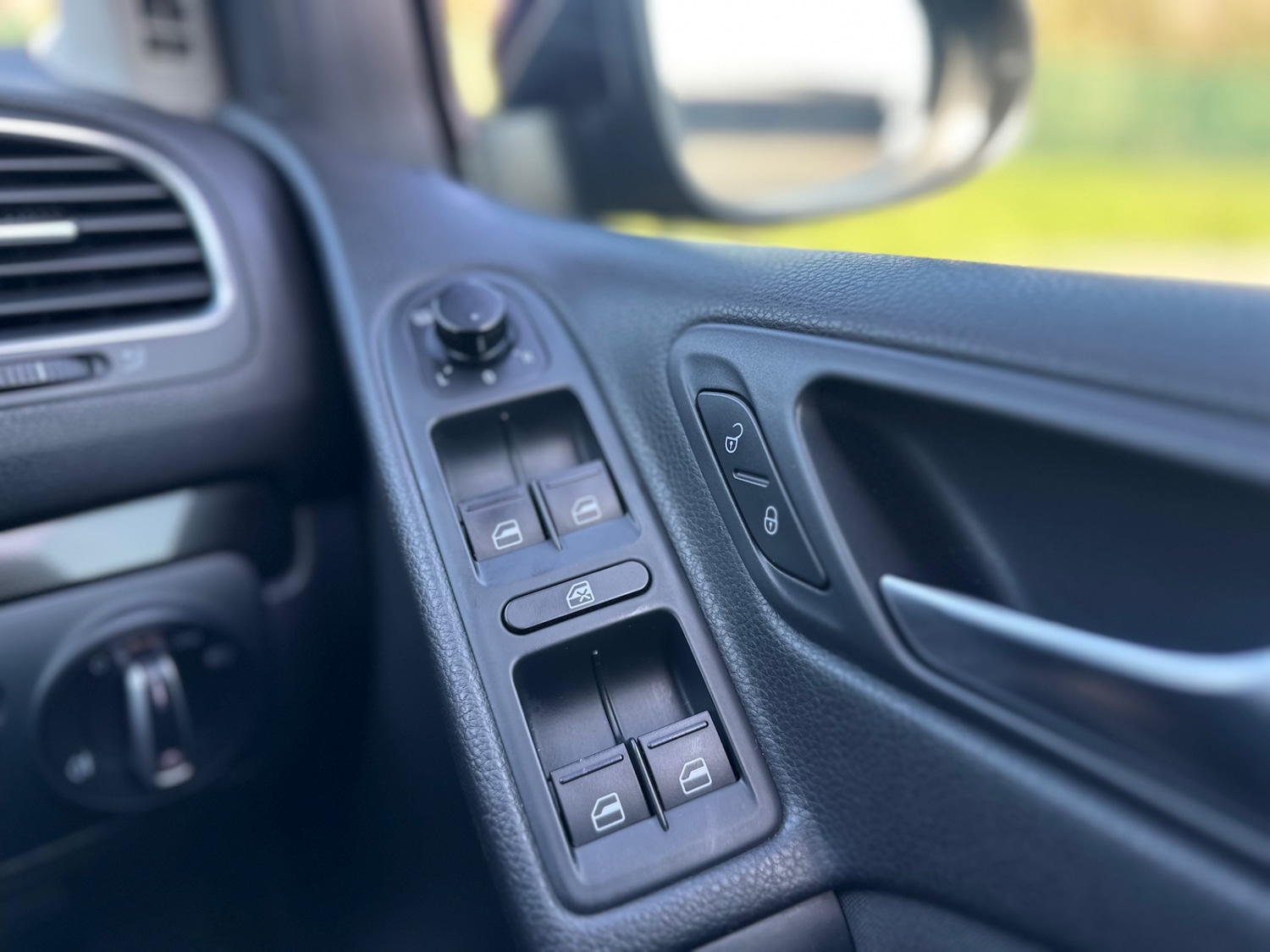 Used Volkswagen Golf 2011 for sale - 77791210: Photo 19