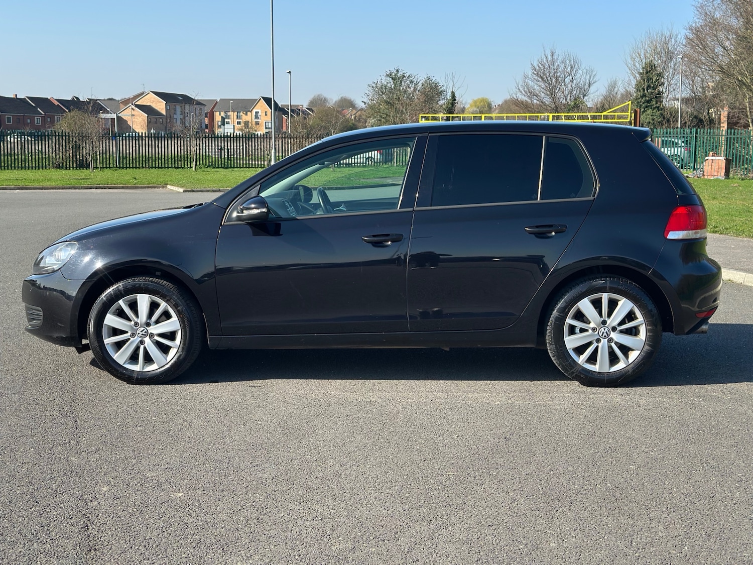 Used Volkswagen Golf 2011 for sale - 77791210: Photo 8