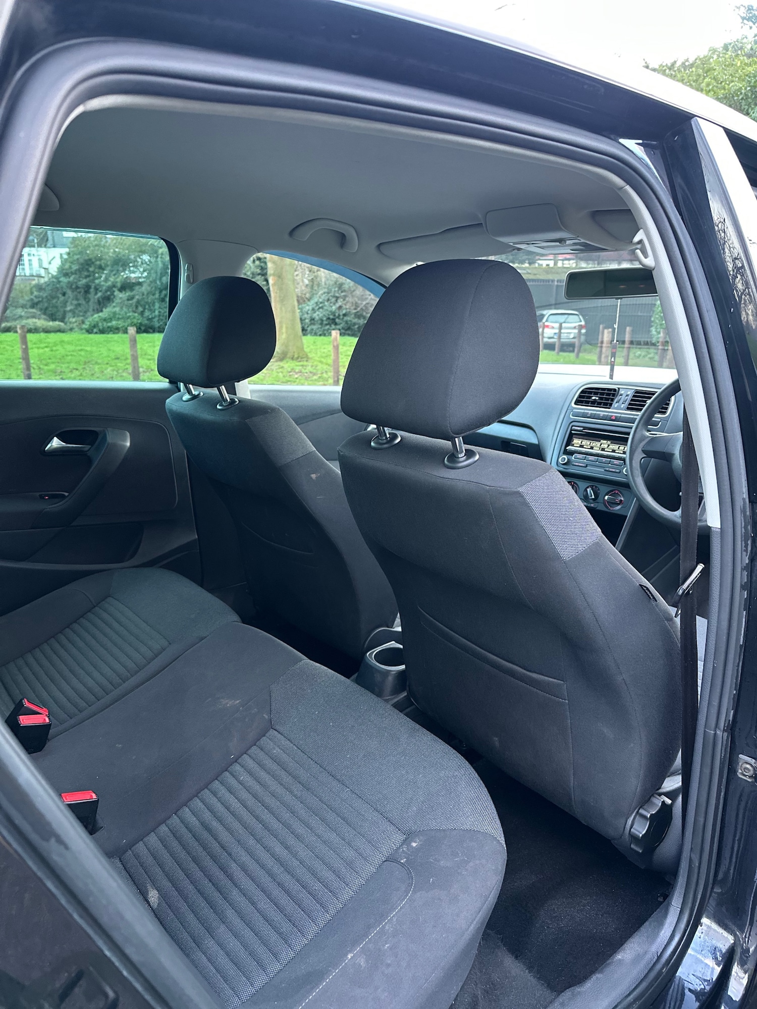 Used Volkswagen Polo 2012 for sale - 77354998: Photo 11