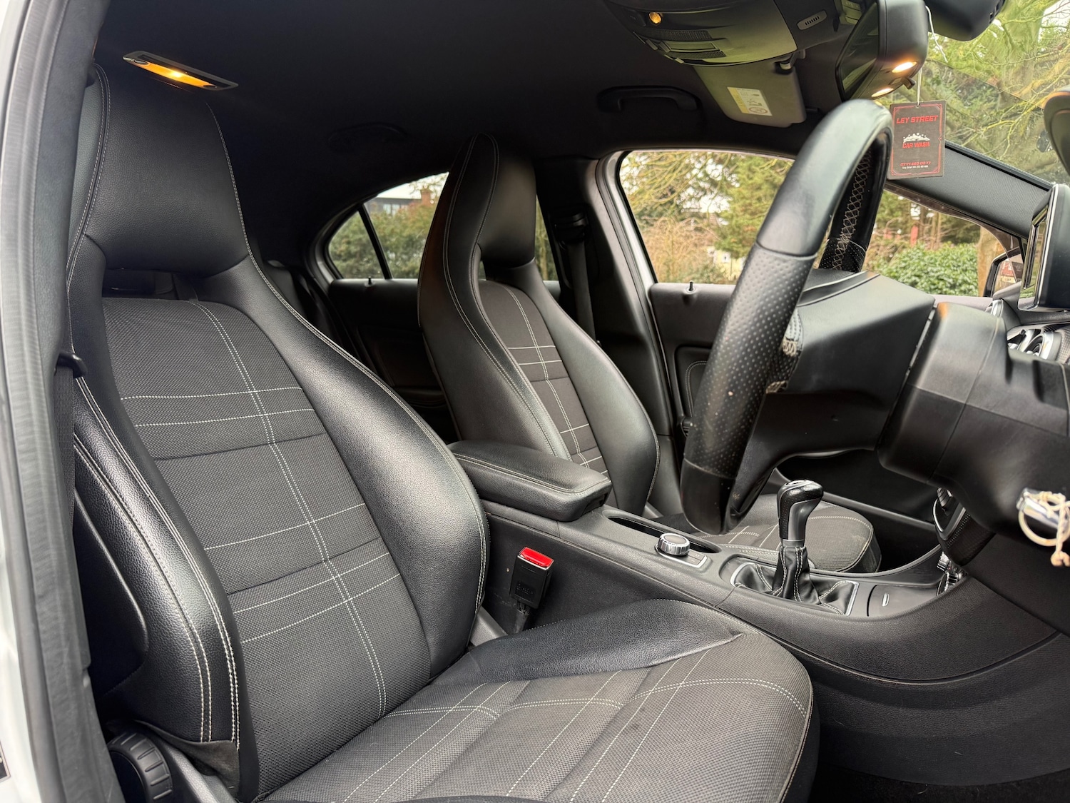 Used Mercedes-Benz A-Class 2014 for sale - 77324747: Photo 10