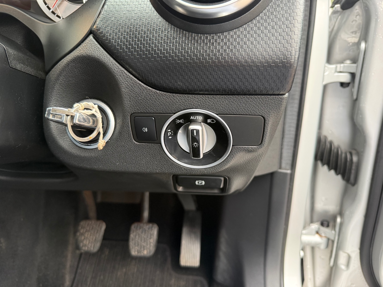 Used Mercedes-Benz A-Class 2014 for sale - 77324747: Photo 15