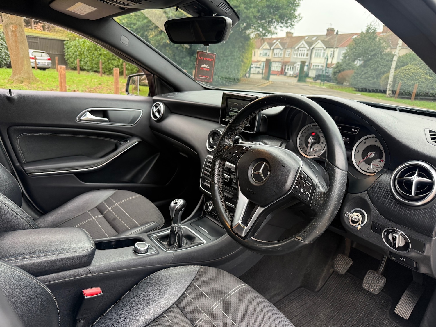 Used Mercedes-Benz A-Class 2014 for sale - 77324747: Photo 9