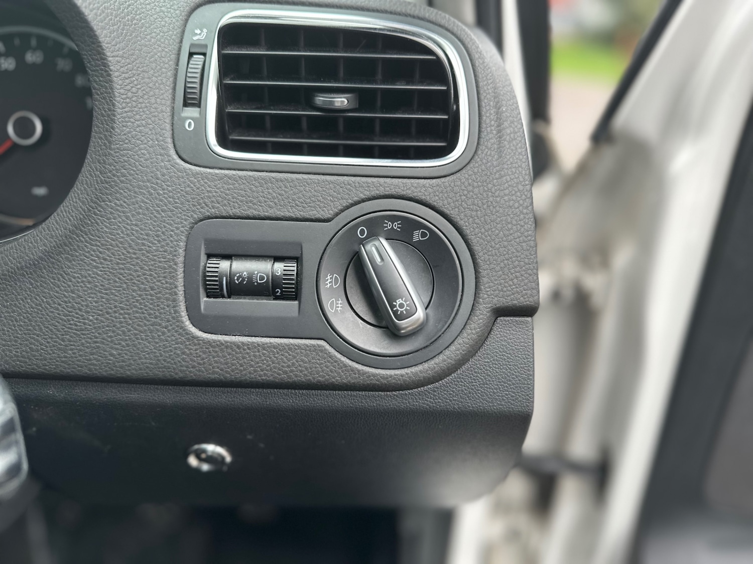 Used Volkswagen Polo 2014 for sale - 77796783: Photo 15