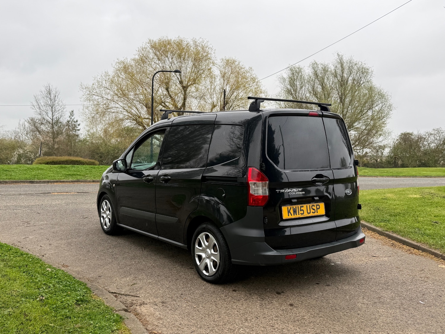 Used Ford Transit Courier 2015 for sale - 78087220: Photo 5