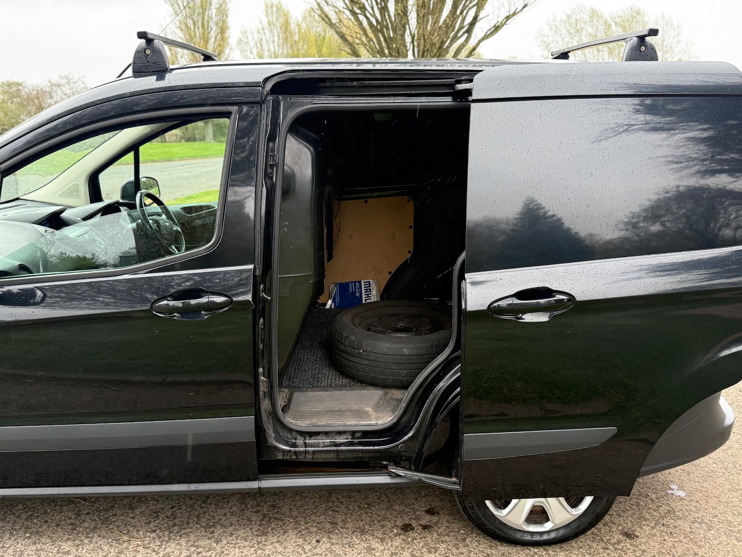 Used Ford Transit Courier 2015 for sale - 78087220: Photo 8