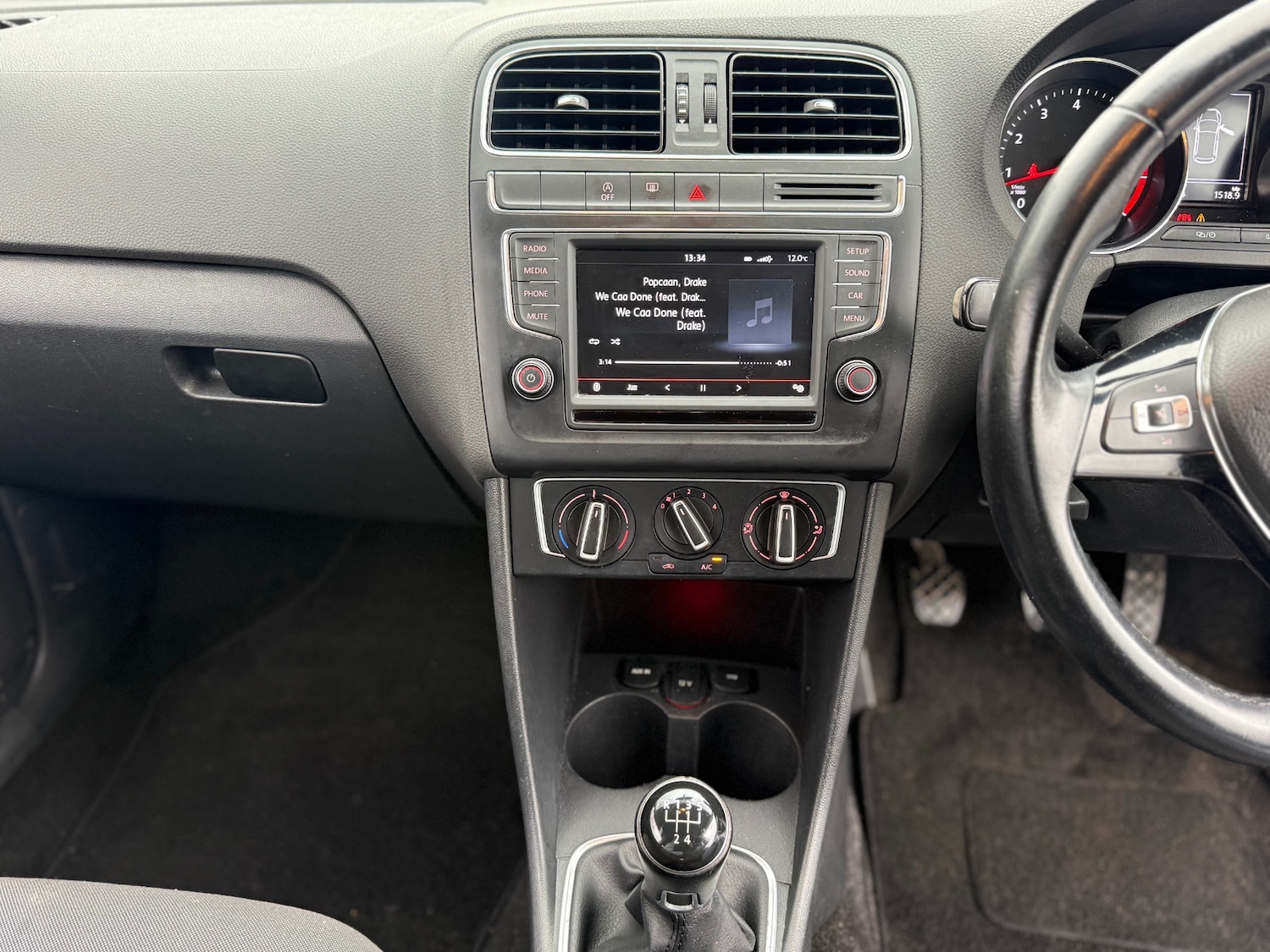 Used Volkswagen Polo 2015 for sale - 77127790: Photo 11