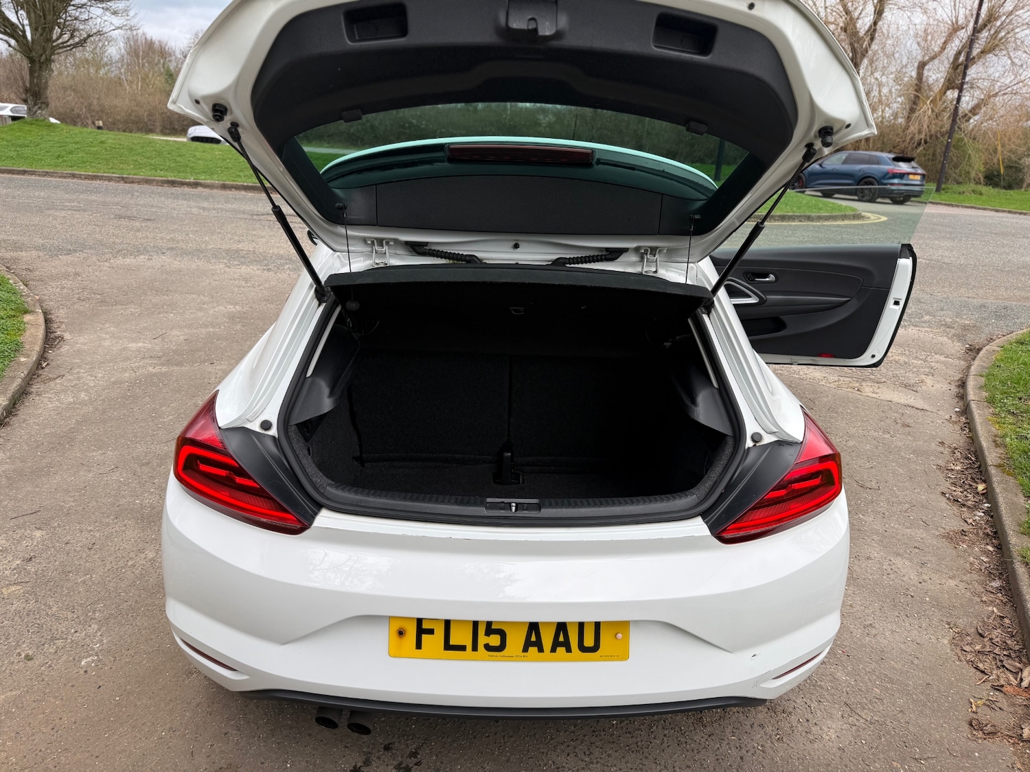 Used Volkswagen Scirocco 2015 for sale - 77678747: Photo 16