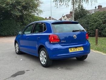 Used Volkswagen Polo 2012 for sale - 77242009: Photo