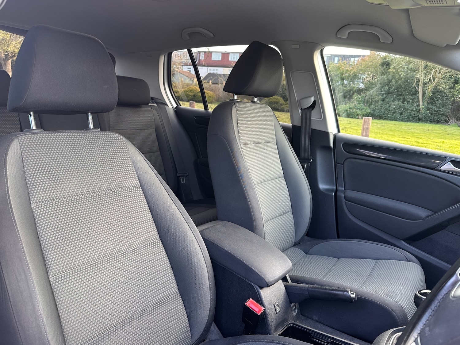 Used Volkswagen Golf 2011 for sale - 78057281: Photo 10