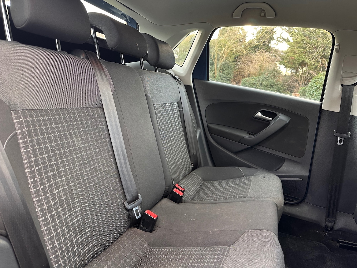 Used Volkswagen Polo 2015 for sale - 77354955: Photo 15