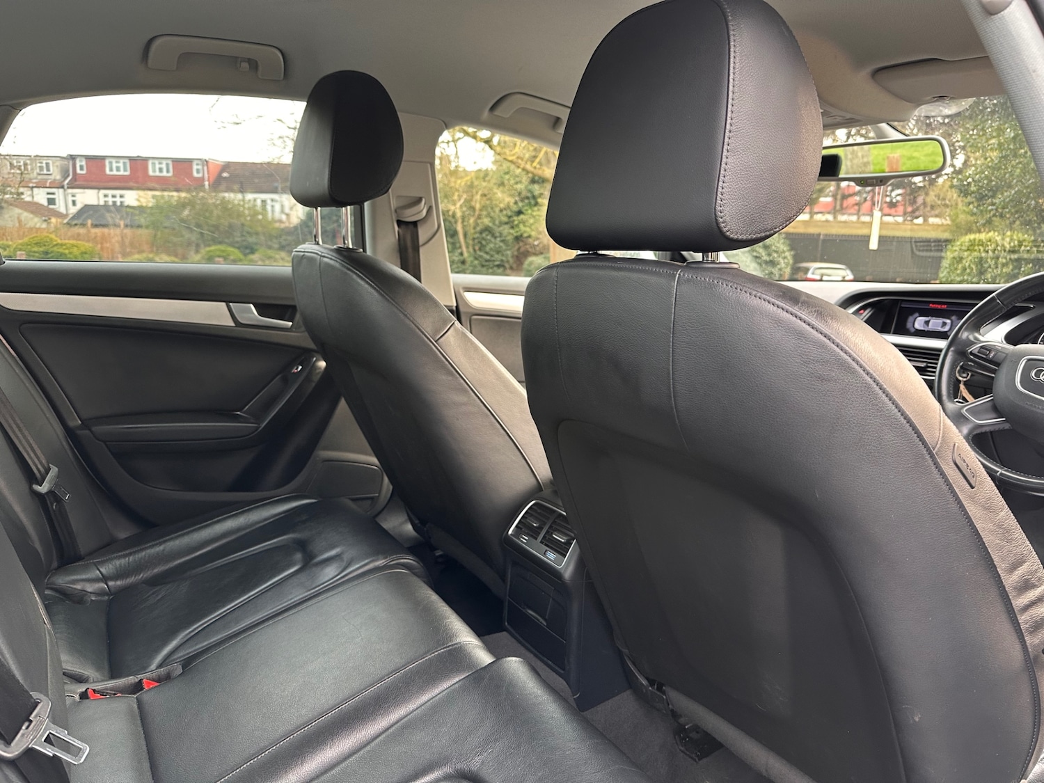 Used Audi A4 2015 for sale - 77969075: Photo 11