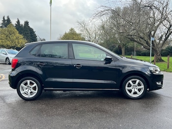 Used Volkswagen Polo 2010 for sale - 77375718: Photo