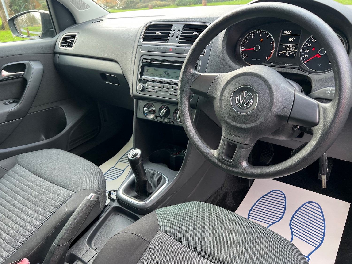 Used Volkswagen Polo 2010 for sale - 77375718: Photo 9
