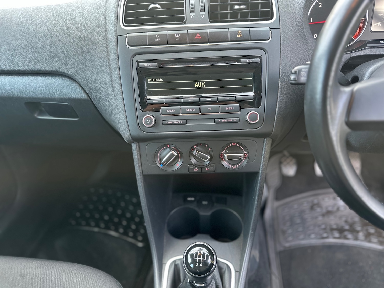 Used Volkswagen Polo 2013 for sale - 77395293: Photo 11