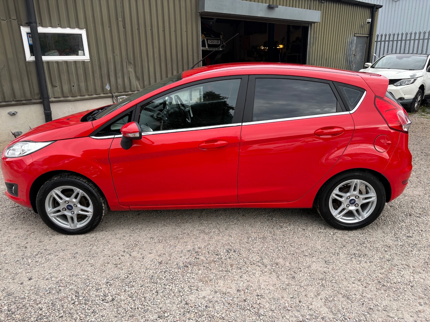 Used Ford Fiesta 2013 for sale - 76143938: Photo 6
