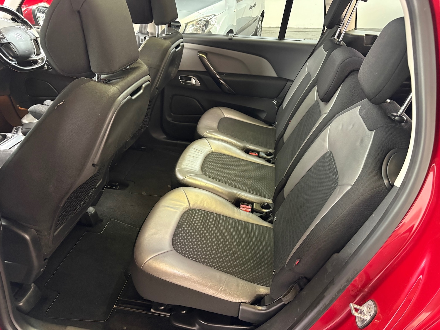 Used Citroen Grand C4 Picasso 2017 for sale - 77532362: Photo 11