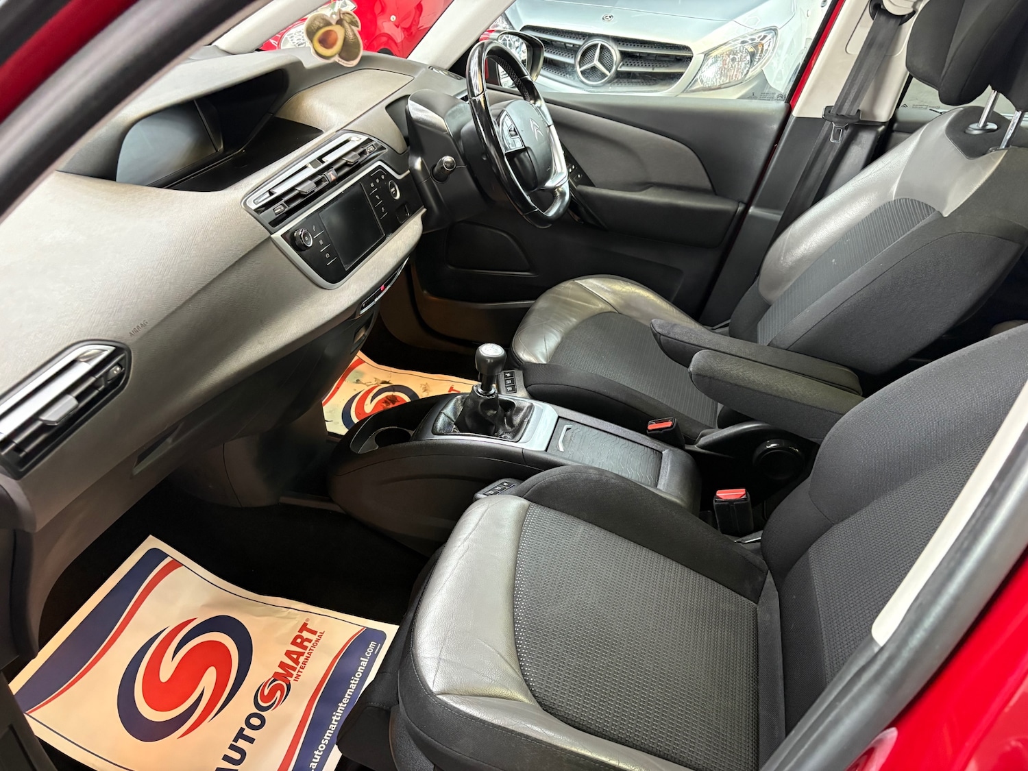 Used Citroen Grand C4 Picasso 2017 for sale - 77532362: Photo 13