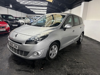 Used Renault Grand Scenic 2011 for sale - 77298730: Photo